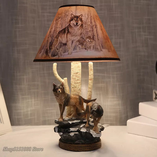 A lamp in the shape of a wolf