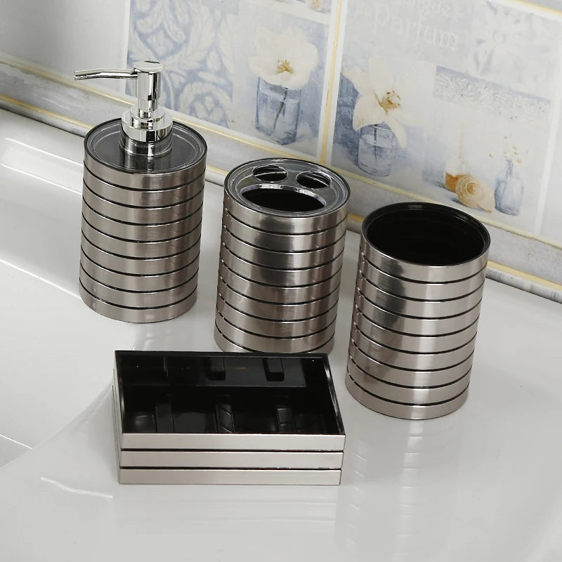 Bath accessories set