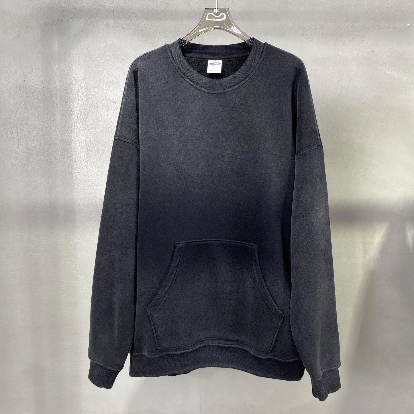 Round neck sweater 