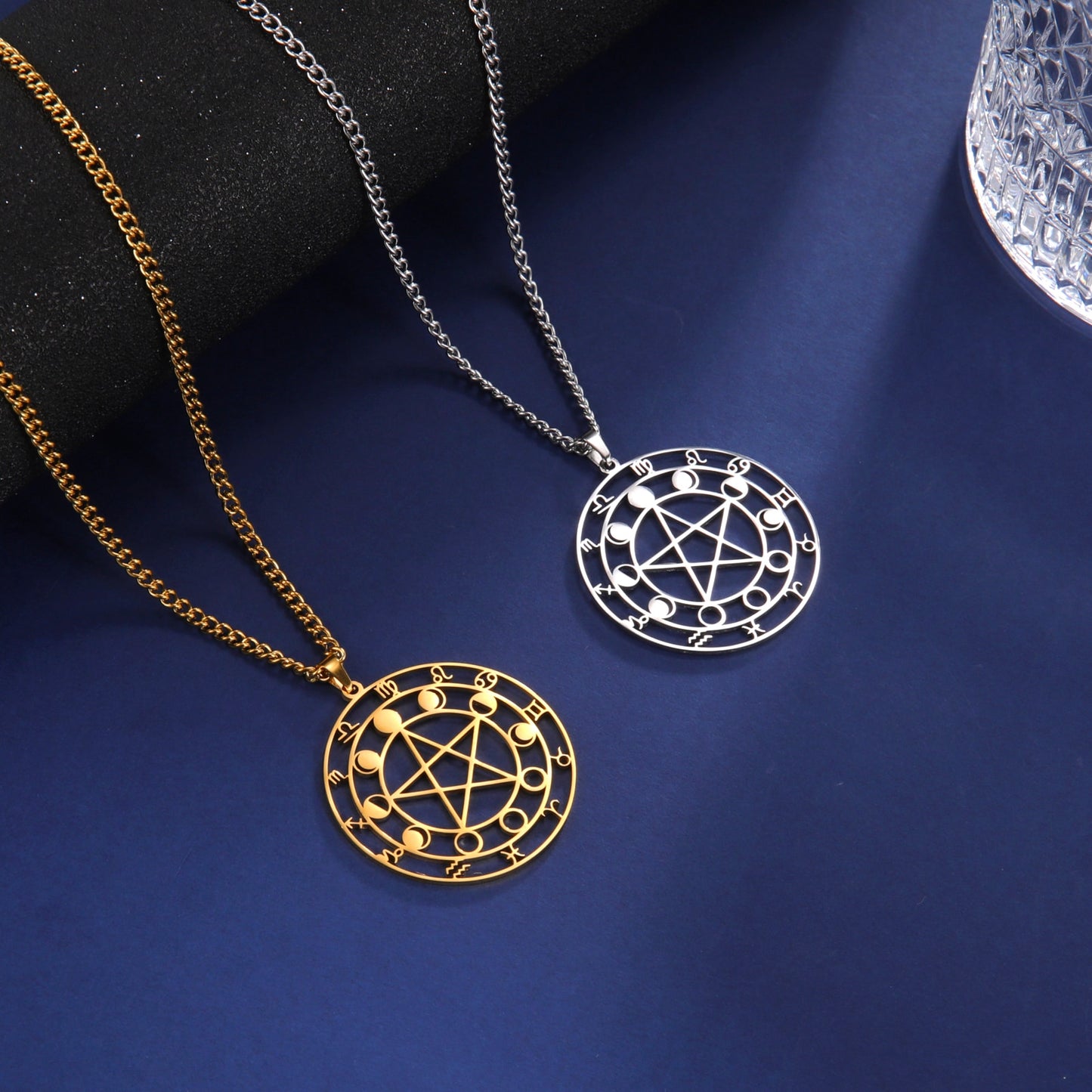 Pentagram witches chain